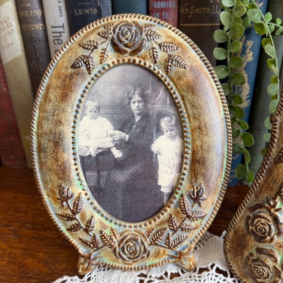 Vintage Victorian Style Frames - Picture 4 of 11